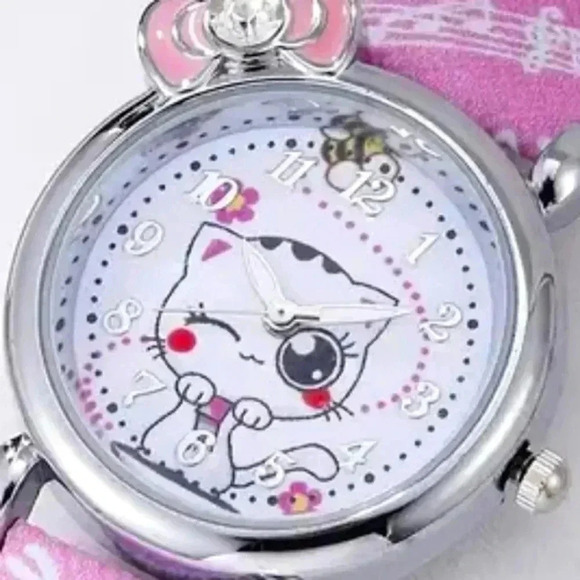 Hello Kitty Quartz Watch for kids or teens.  NWT..girls edition.. - Picture 2 of 6